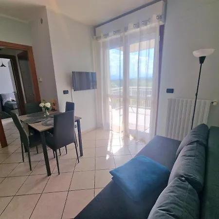 To Live In A Welcoming And Bright * 都灵